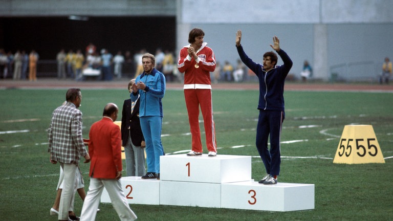 Guido Kratschmer bei der Siegerehrung 1976 in Montreal