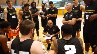 Carles Durán ist neuer Trainer der MHP Riesen Ludwigsburg und soll das Team in die Play-offs bringen.