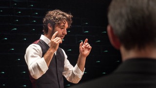 Lorenzo Viotti dirigiert das SWR Symphonieorchester