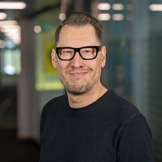 Moderator Jochen Stöckle aus dem SWR1 Team. Zu hören unter anderem im Musikclub Deutsch.
