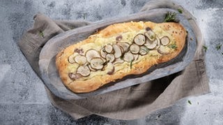 Original Briegel mit Topinambur in einer Backform. Ein SWR1 Pfännle-Rezept zum Motto "Bock auf Brot".