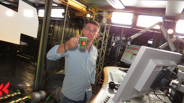 Der Hitparaden-Kaffee schmeckte Frank Jenschar schon damals.