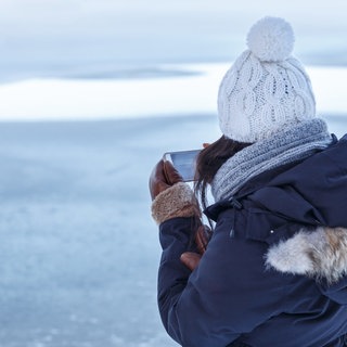 Smartphone im Winter