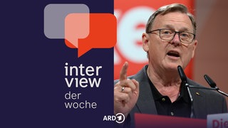 Bodo Ramelow, Bundestagsabgeordneter und früherer Ministerpräsident in Thüringen, spricht auf dem Bundesparteitag der Partei Die Linke in Chemnitz. 