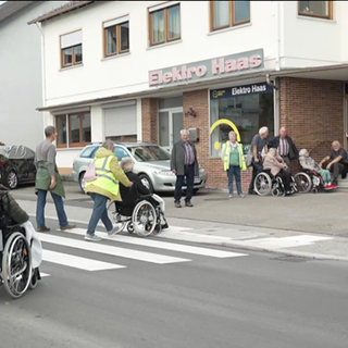 Rollstuhl-Schiebergruppe