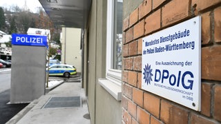 Lange trug das Polizeirevier Ravensburg den Titel des "marodsten Dienstgebäude der Polizei Baden-Württemberg". Die Gewerkschaft der Polizei fordert wegen der Mängel in der Infrastruktur nun ein bundesweites Sondervermögen. (Archivbild)