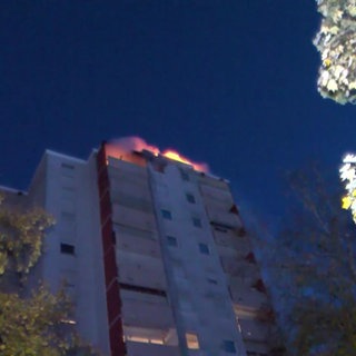 Brand in einem Hochhaus