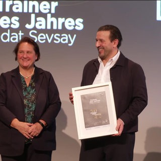 Verleihung "Trainer des Jahres" mit dem Gewinner Sedat Sevsay