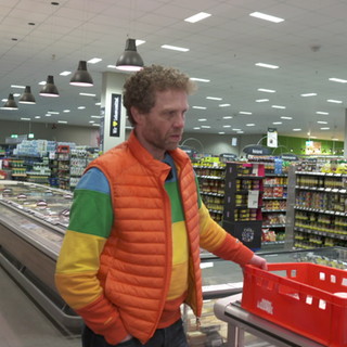 Schweinebauer Elmar Müller vermarktet sein Fleisch regional - Abnehmer ist unter anderem Edeka.