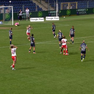 Fußballspielerinnen auf dem Feld