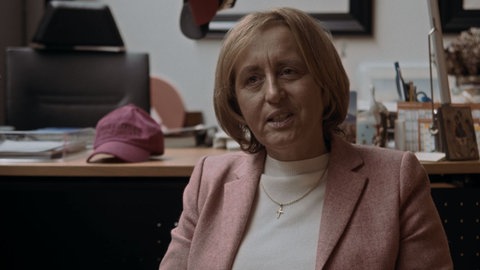 Beatrix von Storch (AfD) in ihrem Abgeordnetenbüro. Auf ihrem Schreibtisch eine aus den USA mitgebrachte Cap mit der Aufschrift: "Make Jesus Great Again."