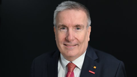 Thomas Bürkle, Präsident Unternehmer Baden-Württemberg, sieht im Wahlergebnis von Sachsen-Anhalt ein deutliches Warnsignal für die Parteien der Mitte. 