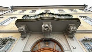 Die Domsingschule am Münsterplatz: Seit Wochen schwelt der Streit um die Kündigung des Domkapellmeisters. 