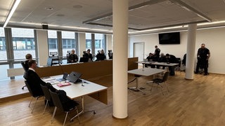 Prozess vor dem Landgericht Freiburg: In einem der Sitzungssäle muss sich ein 36-Jähriger wegen Drogenhandels verantworten. 