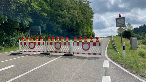 Die Straße zwischen Bleichheim und Ottoschwanden ist noch gesperrt. Das Unwetter am Montag hat in Kenzingen und Bleichheim (Kreis Emmendingen) für Schäden gesorgt.