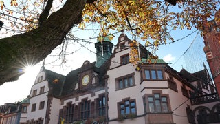 Im April 2026 wird in Freiburg ein neuer Oberbürgermeister gewählt.
