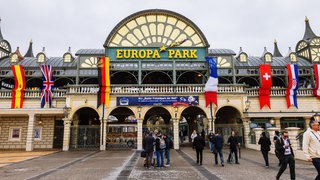 Im Europa-Park in Rust sind am Dienstag die Bahnen stillgestanden. Grund war ein Stromausfall in der Gemeinde Rust (Ortenaukreis). 