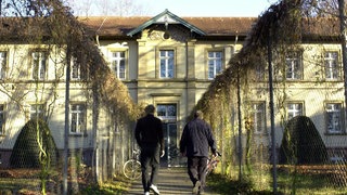 Das Zentrum für Psychiatrie in Emmendingen von außen.