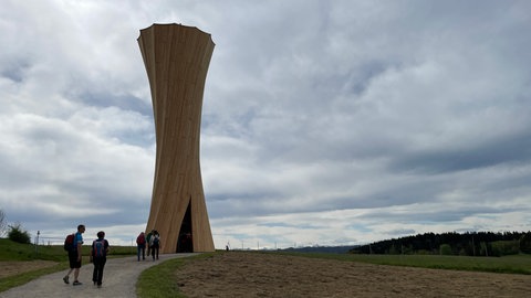 Der 22 Meter hohe Holzturm war für viele ein Muss auf der Landesgartenschau. 