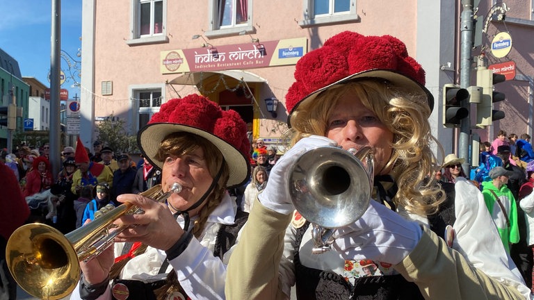 Trompetenklänge beim Radolfzeller Umzug.