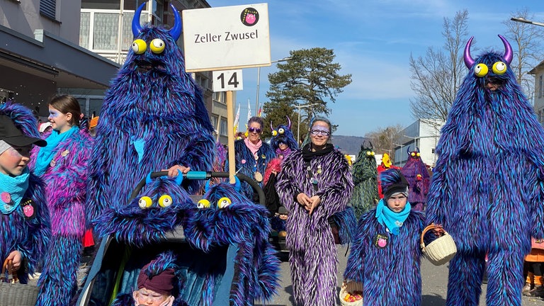 Ganz in Blau: Die Zeller Zwusel.