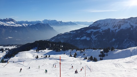 Das Skigebiet Flumserberg bei sonnigem Wetter. (Archiv)
