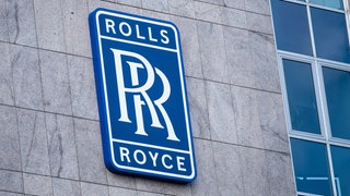 Rolls-Royce Power Systems mit seiner Zentrale in Friedrichshafen hat im ersten Halbjahr mehr Umsatz gemacht (Archivbild).