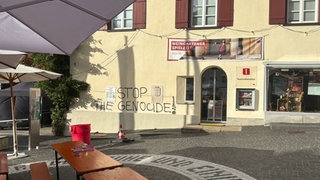 Anti-israelische Graffiti in Weingarten am Münsterplatz.