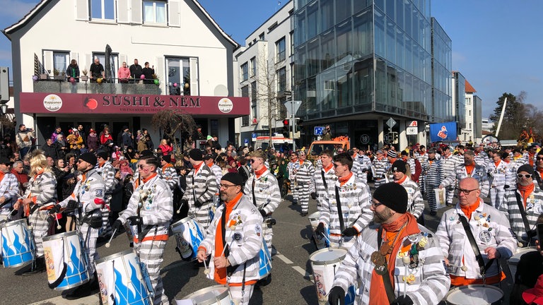 Der große Narrensprung in Friedrichshafen 2025 (Archivbild).