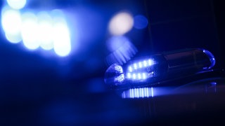 Mit Hubschrauber und Spürhunden sucht die Polizei seit Freitag nach einem 72-Jährigem aus Bad Waldsee