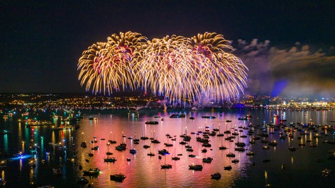 Das Feuerwerk beim Konstanzer Seenachtfest. Der neue Veranstalter will in diesem Jahr die Emissionen des Feuerwerks deutlich senken.