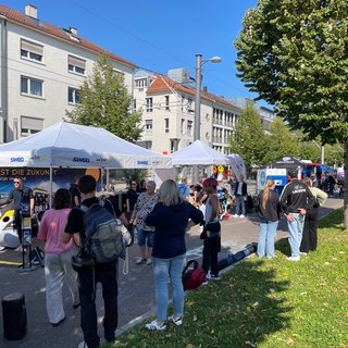 Großes Interesse auf der Allee in Heilbronn am 12. Nachhaltigkeitstag und dem städtischen Mobilitätstag.