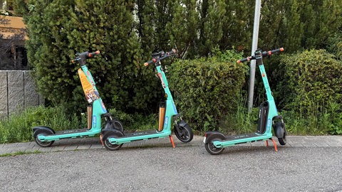 E-Scooter des Anbieters Dott. Sind sie Hype oder Hindernis? In Heilbronn sorgen sie allzuoft für Ärger.
