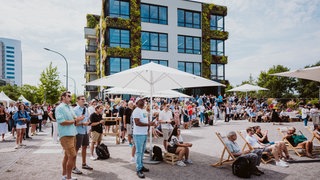 Das IPAI-Gelände in Heilbronn. Wegen einer Unwetterwarnung musste das KI-Festival vorzeitig beendet und das Gelände evakuiert werden.