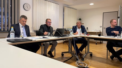 V.l.n.r. Prof. Dr. Dieter Hermann, Dr. Egon Wachter, Jörg Steuler und Mathias Grimm.