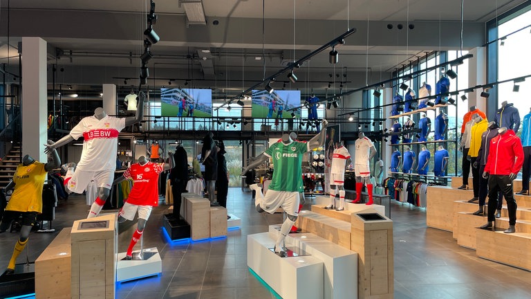 Der Showroom im Jako-Teamcenter in Mulfingen.