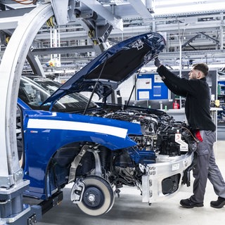 Beim Audi Werk in Neckarsulm soll 2034 die Produktion enden. Das soll der Vorstand von VW beschlossen haben. (Symbolbild)