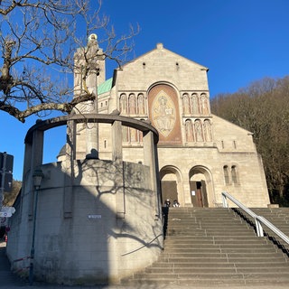 Der Pfarrer der katholischen Kirche in Baden-Baden wurde nach Kritik abberufen.