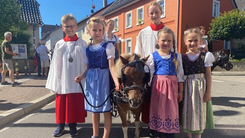 In Bretten-Bauerbach war wieder die traditionelle Pferdeprozession mit Pferdesegnung.