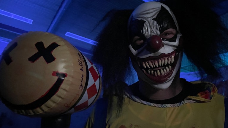 Der Kannibalen-Clown im "Labyrinth des Todes"