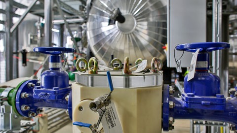 Erste Mannheimer Flusswärmepumpe von MVV