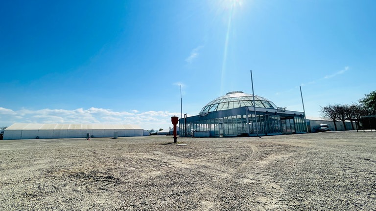 Ruhe vor dem Sturm: Das Gläserne Studio des SWR.