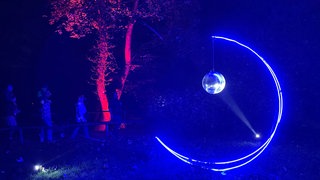 Lichtinstallationen der Leuchtenden Traumpfade im Blühenden Barock 2024