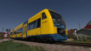 Die Wieslauftalbahn fährt nach der Flut wieder zwischen Schorndorf und Rudersberg.