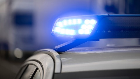 Blaulicht der Polizei nach Festnahme in Schwendi. (Symbolbild)