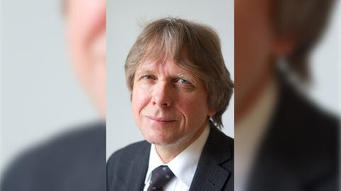 Prof. Bernd Heinrich von der Universität Tübingen kennt sich mit den Strafen rund um Alkohl am Steuer aus. 
