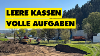  Ein Foto für den Aktionstag "Kommunen am Limit": Auf einem Banner steht: "Leere Kassen. Volle Aufgaben".