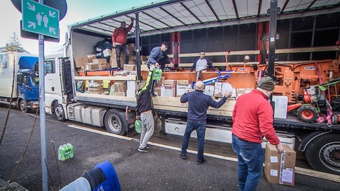 Im Verein "Heidenheim für Ukraine" sind mittlerweile 150 ehrenamtliche Helfer tätig. Nur deshalb können die Hilfsgüter so regelmäßig in die Ukraine geschicht werden (Archivbild).