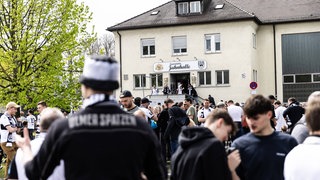 Öffnet am Mittwoch zum letzten Mal: Die Kult-Gaststätte der Jahnhalle. Die Halle soll abgerissen werden und einem neuen Sportpark weichen.
