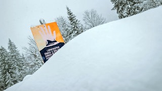 In den Alpen und in Vorarlberg herrscht derzeit große Lawinengefahr. Bergführer und Bergretter warnen davor, die Pisten zu verlassen (Sujetbild).